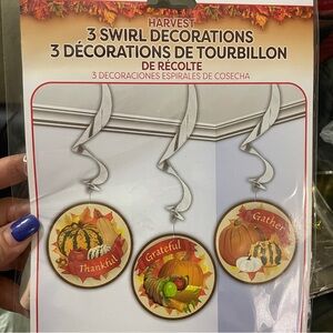 Harvest Swirl Decorations Set
